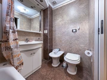Departamento venta 4 amb. Lanús centro apto cred.