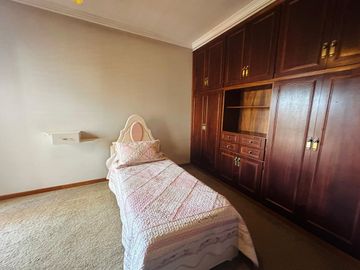 Casa en Av. Belgrano Sur 291 esquina M. Pampeanos