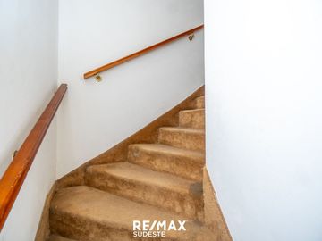 VENTA CASA CARONTI 700 ESPECTACULAR UBICACIÓN