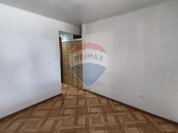 SE VENDE CASA AMPLIA E ILUMINADA