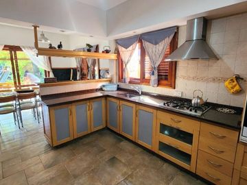 Vende:Excelente Chalet