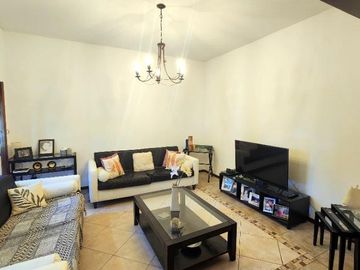 Vende:Excelente Chalet