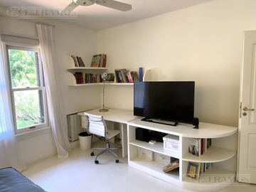 MUY LINDA CASA EN VENTA EN LOMAS DE SAN ISIDRO, EXCELENTE ENTORNO