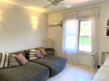 MUY LINDA CASA EN VENTA EN LOMAS DE SAN ISIDRO, EXCELENTE ENTORNO