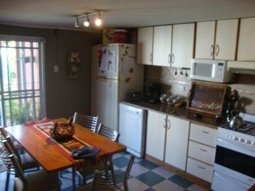 VENDE: CASA