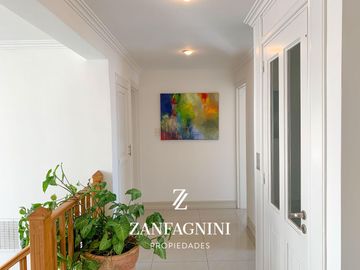 VENTA. ESPECTACULAR Casa en Barrio del PILAR - Guaymallen