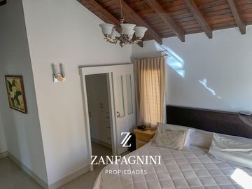 VENTA. ESPECTACULAR Casa en Barrio del PILAR - Guaymallen