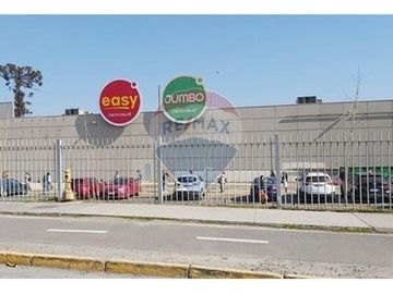AMPLIO TERRENO CON 3 CASAS, METRO LOS QUILLAYES