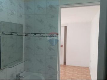 VENTA DE HERMOSA CASA ACOGEDORA Y AMPLIA