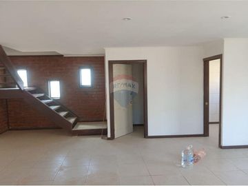 PRECIO OPORTUNIDAD!! CASA MEDITERRÁNEA EN PARCELA