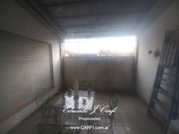 Casa en venta 5 ambientes Ituzaingó Norte