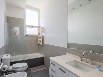 Venta Casa 4 dormitorios Puerto Roldán