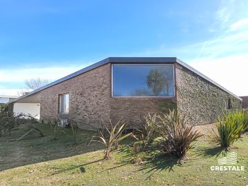 Venta Casa 4 dormitorios Puerto Roldán