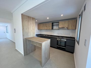 Condarco 134, Wilde ¡Semipiso de 4 ambientes con dos baños en Venta!