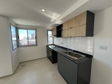 Condarco 134, Wilde ¡Semipiso de 4 ambientes con dos baños en Venta!