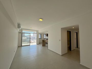 Condarco 134, Wilde ¡Semipiso de 4 ambientes con dos baños en Venta!