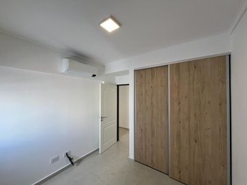 Condarco 134, Wilde ¡Semipiso de 4 ambientes con dos baños en Venta!