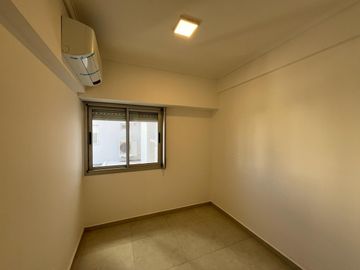 Condarco 134, Wilde ¡Semipiso de 4 ambientes con dos baños en Venta!
