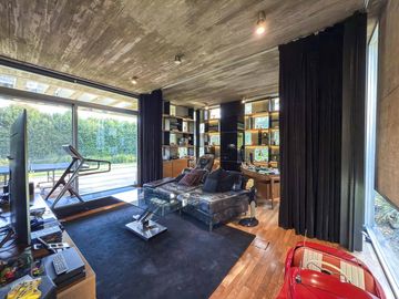 Casa en Venta, barrio las Casuarinas, San Isidro