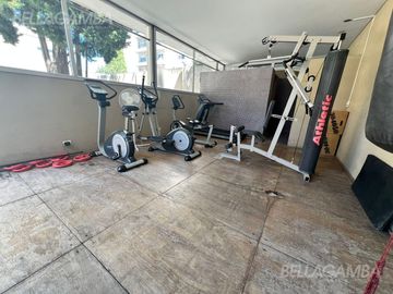 Departamento en 3 ambientes con balcón terraza.