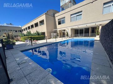 Departamento en 3 ambientes con balcón terraza.