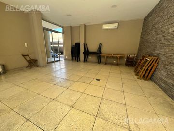 Departamento en 3 ambientes con balcón terraza.