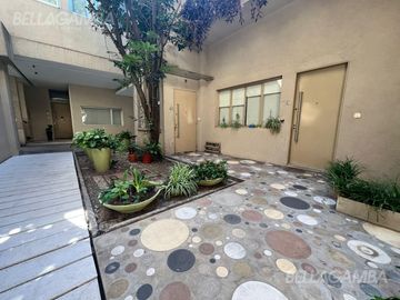 Departamento en 3 ambientes con balcón terraza.