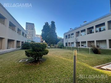 Departamento en 3 ambientes con balcón terraza.