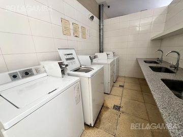 Departamento en 3 ambientes con balcón terraza.