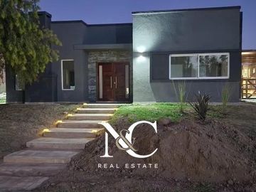 Casa en venta en Santo Domingo Canning esteban Echeverria