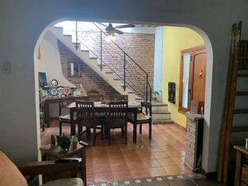 Departamento Tipo Casa en Venta en Lanus Este