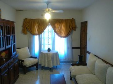 Casa - Burzaco