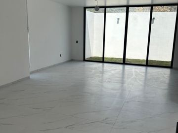 Se Vende Casa en Coto Foret, Zapopan Cerca de la Primavera