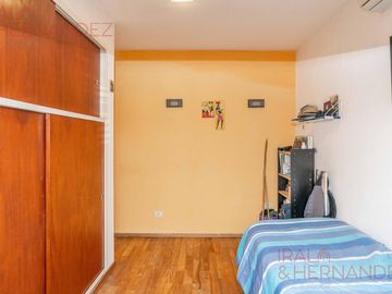 Venta Casa sobre lote propio con jardín, pileta y terraza en Colegiales!!!