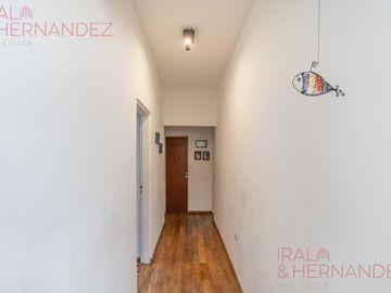 Venta Casa sobre lote propio con jardín, pileta y terraza en Colegiales!!!