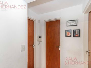Venta Casa sobre lote propio con jardín, pileta y terraza en Colegiales!!!