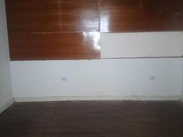 Departamento Tipo Casa en Venta en Lanus Este