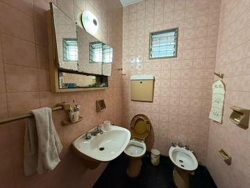 Casa cuatro ambientes a la venta en wilde apto credito