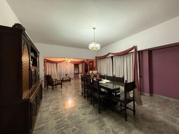Casa cuatro ambientes a la venta en wilde apto credito