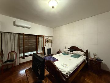 Casa cuatro ambientes a la venta en wilde apto credito
