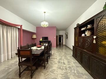 Casa cuatro ambientes a la venta en wilde apto credito