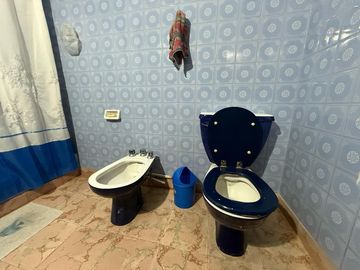Casa cuatro ambientes a la venta en wilde apto credito