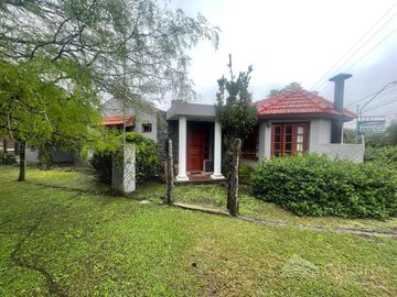 Casa en  venta Talar de Mendiolaza