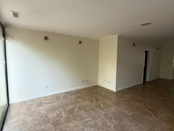 Departamento en venta - 2 Dormitorios 2 Baños - Cochera - 112Mts2 - Monte Grande