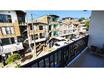 Apartamento con Aire en Venta en Belén las Playas, Medellín