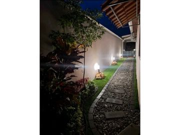 VENDO CASA EN ARRAIJAN EN COLINAS DEL OESTE