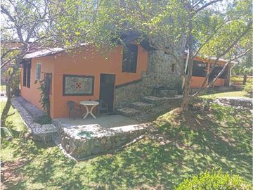 VENTA DE 2 CASAS EN DOLEGA 3,212 METROS