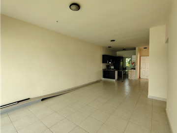 Se Vende Casa en La Chorrera, Puerto Caimito-Mirador del Mar (DR)