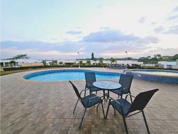 Se Vende Casa en La Chorrera, Puerto Caimito-Mirador del Mar (DR)