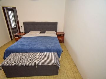 Departamento con patio en zona Sur